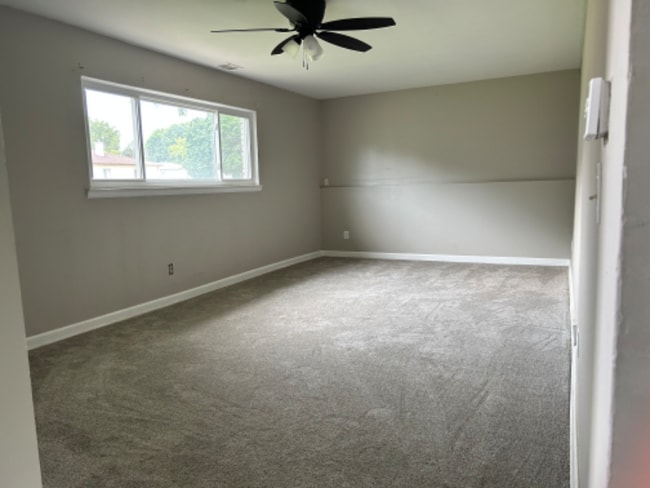 Photo - 1398 E Juliah Ave