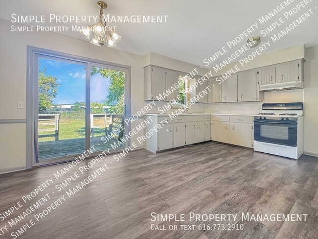 Photo - 6501 Henry St