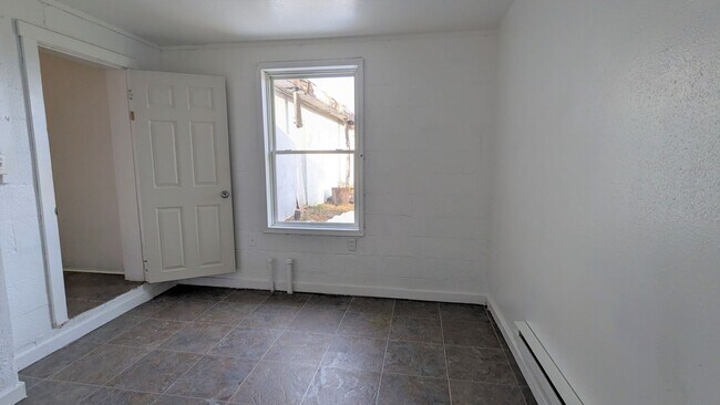 Photo - 5582 S Oceana Dr Unit Apt 4