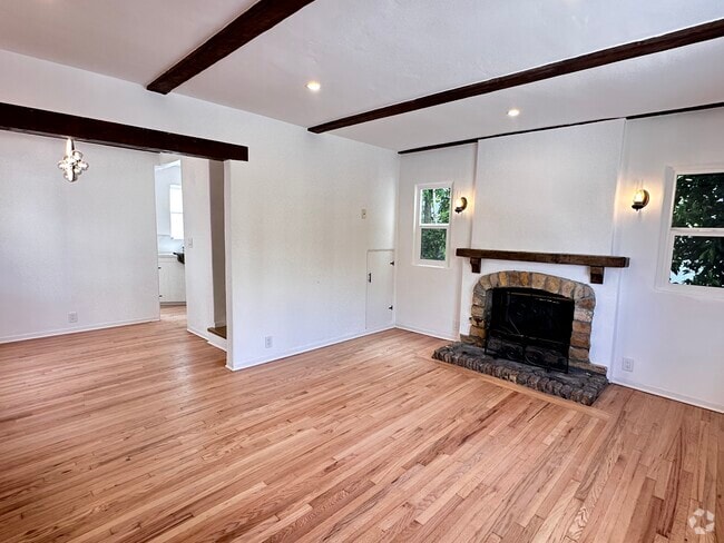 Building Photo - 2108 S Beverly Glen Blvd Unit 2108 Rental