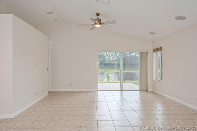 4367 Dogwood Cir