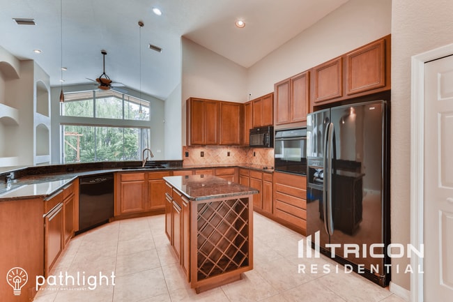 Photo - 27447 Kirkwood Cir