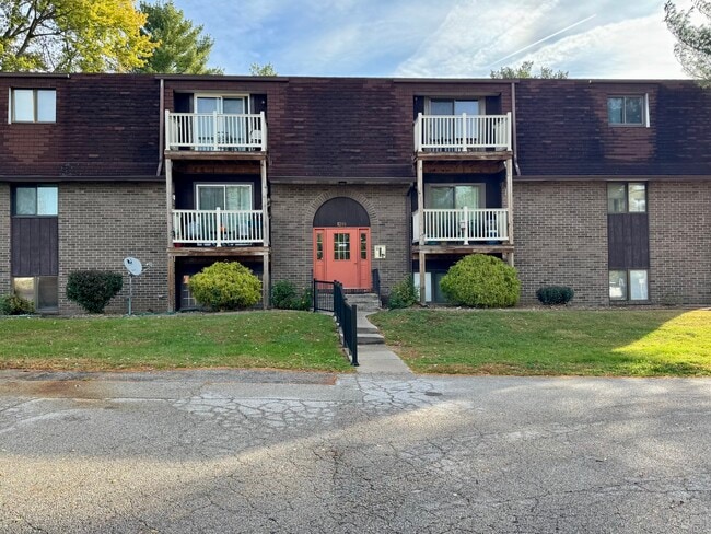 Building Photo - 1299 48th Ave Unit 5