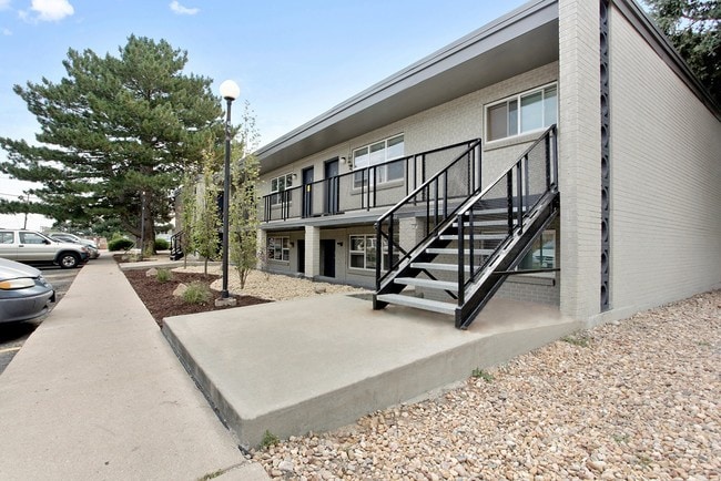 Building Photo - Xanadu Apartment Homes