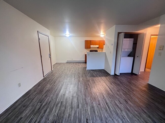 Photo - Spacious Two Bedroom Apartment! Sparta Schools! Unit 501 Donna Street NW