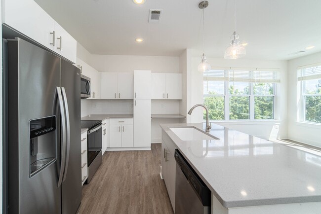 Lansing City View Apartments