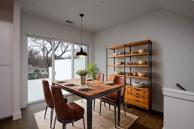 Photo - 505 Tillery St