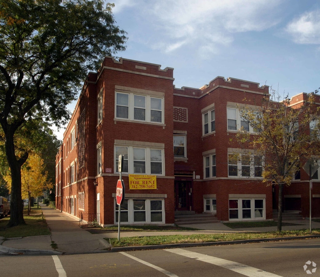 Photo - 5301 W Jackson Blvd Apartments