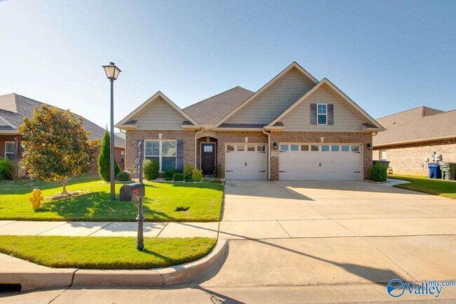 Photo - 7206 Lathan Dr SE