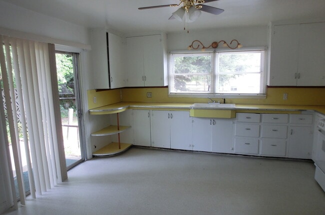 Photo - Convenient Location