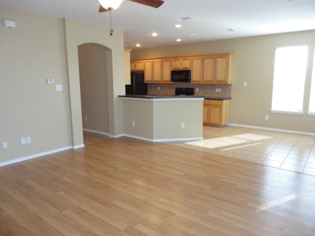 1001 Castle Top Dr