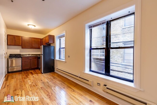 Photo - 814 W Cornelia Ave Apartments Unit M03B