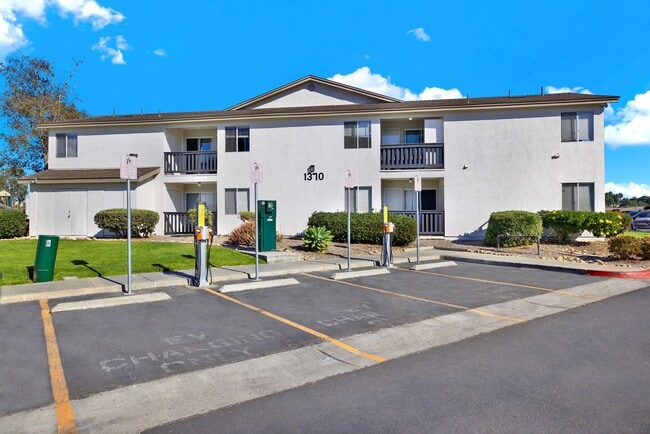 Valley Breeze Apartments