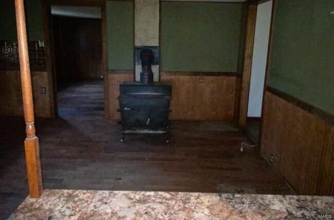 Photo - MINERAL POINT - 2 Bedroom Home just outside of Potosi City Limits on 1.2 Acres -  $599 MONTH / $1...