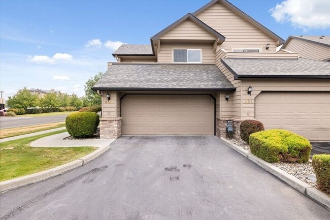 Photo - 423 Columbia Point Dr