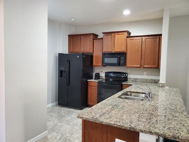 Photo - 8342 Pine River Rd