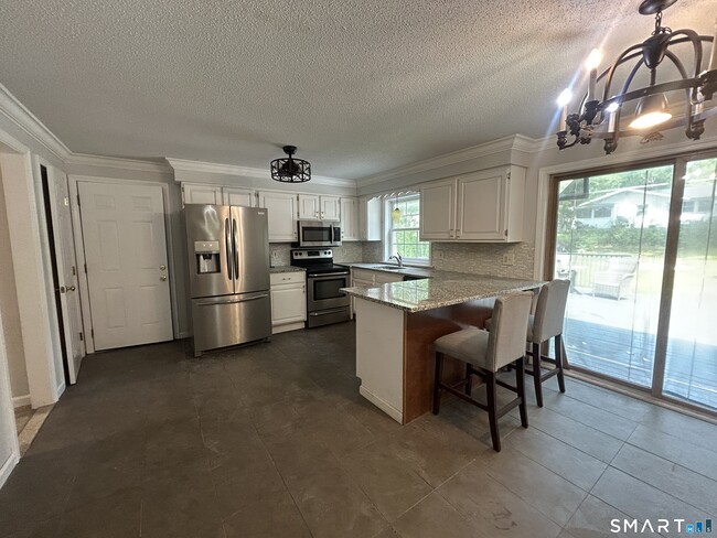 14 Normandy Dr