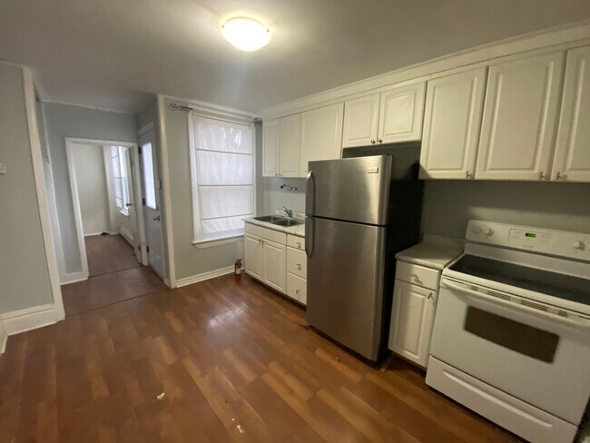 Photo - 2-65 John St Unit 2