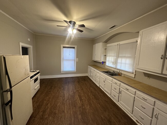 Photo - 218 Holmes St Unidad 218 B