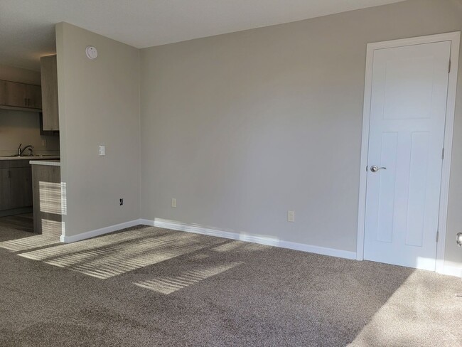 Photo - 1 Bedroom Triplex Unit