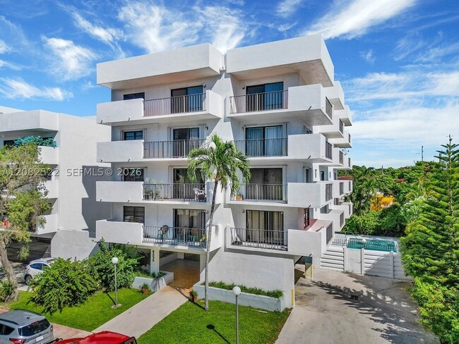 Building Photo - 8255 Abbott Ave Unit 406