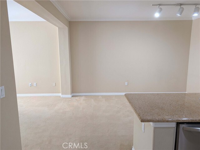 3266 Watermarke Pl