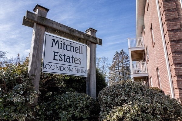 Building Photo - 3 Kenmar Dr Unit 23