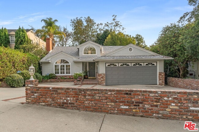 Photo - 10384 Northvale Rd