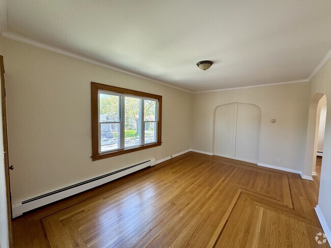 Building Photo - 510 Lincoln Ave Unit Apt B