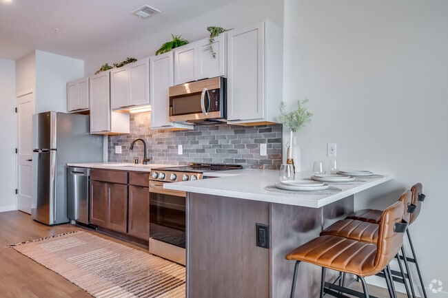Studio - 536SF - Kitchen