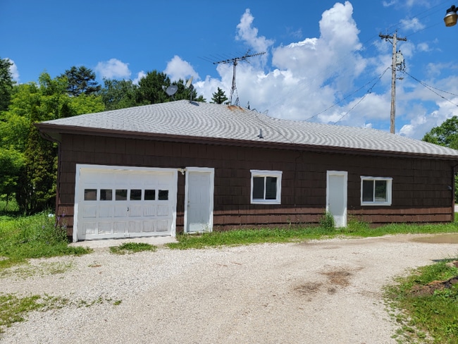 Photo - w3963 WI-32 House