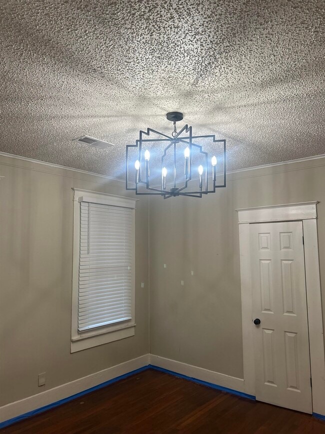 Photo - 1804 Foster Ave