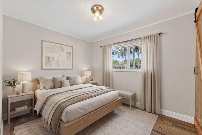 Photo - 624 NW 28th Ct