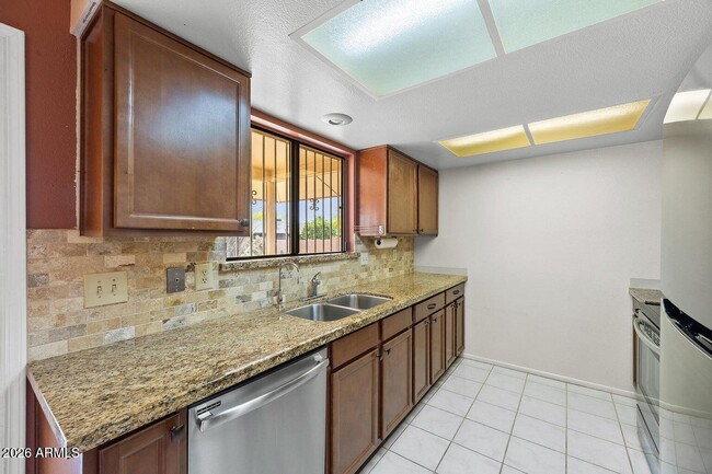 Photo - 21007 N Sunglow Dr