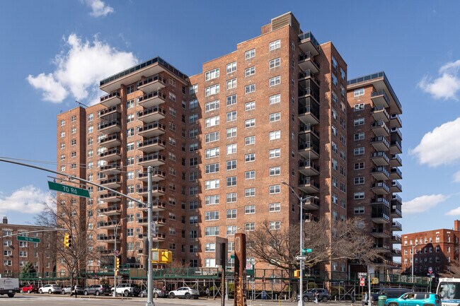 Photo - The Continental