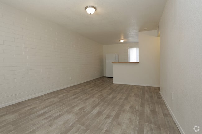 Montclair Apartments - Montclair Apartments