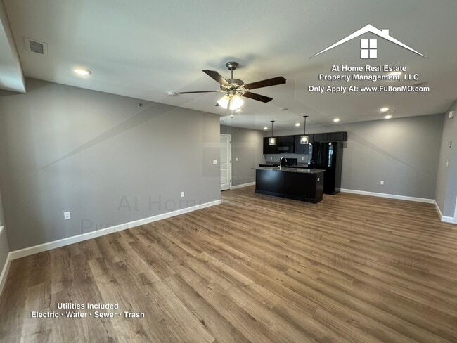 Photo - 2610 N Bluff St Unit 2610-202 North Bluff Street