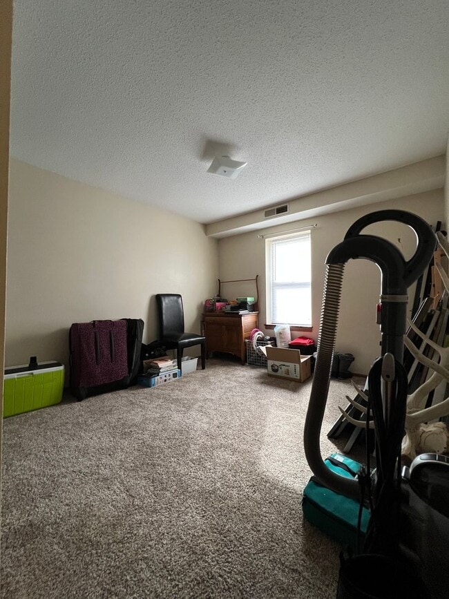 Photo - Hoff - 14 Unit 115