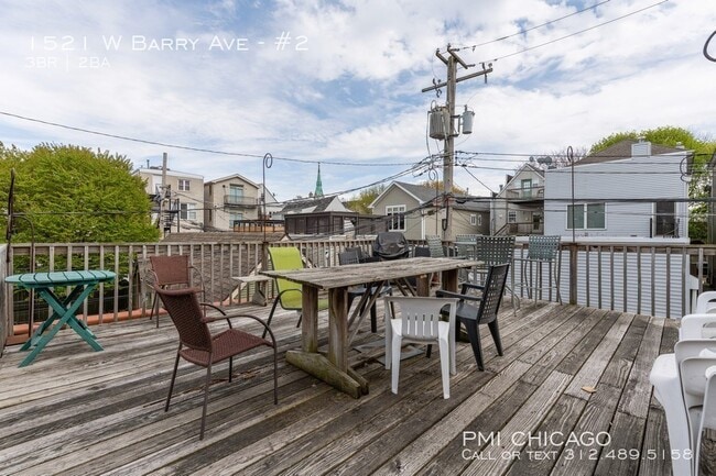 Photo - 1521 W Barry Ave Unit #2