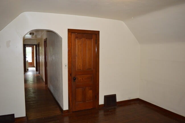 Photo - 16 N Broom St Unit 3