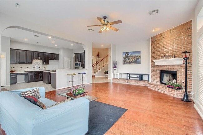 Photo - 3003 Cashell Wood Dr