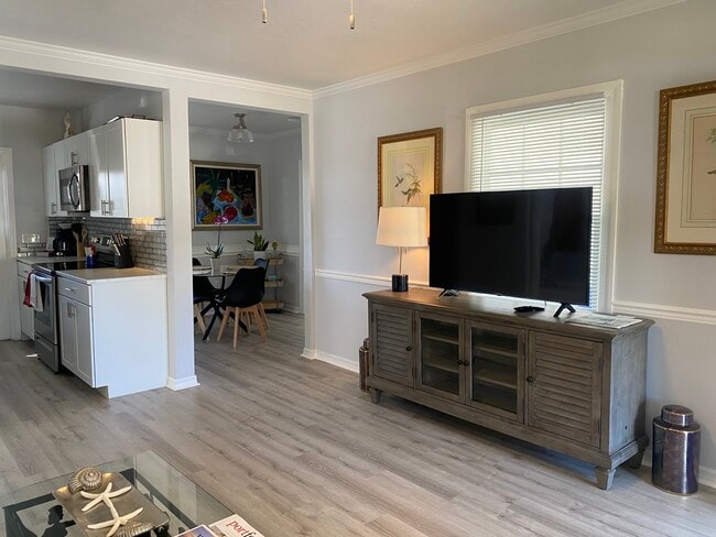 Photo - 2515 Vero Beach Ave