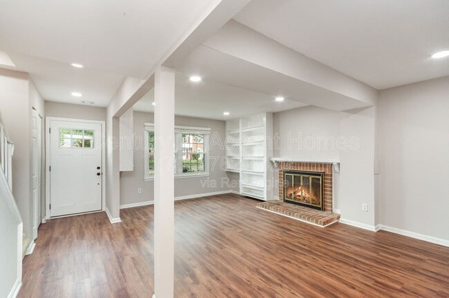 Photo - 6613 Deer Gap Ct