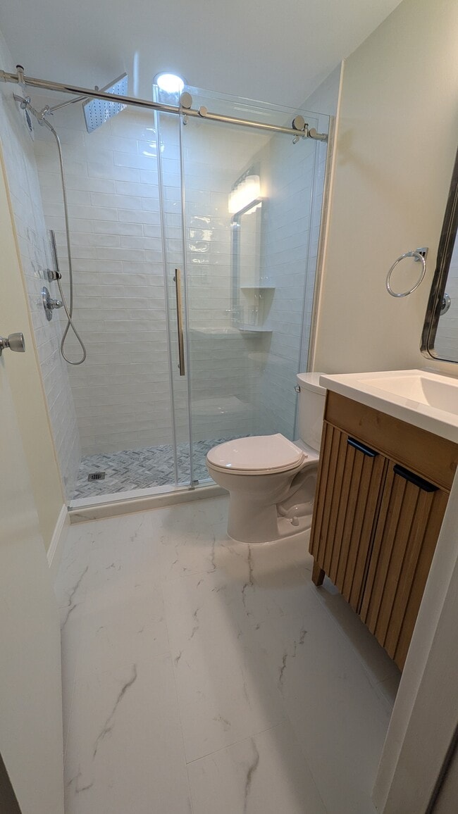 Building Photo - 2755 Ordway St NW Unit 414