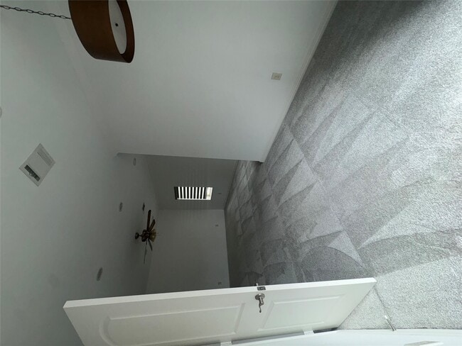 Photo - 150 Carson Ct