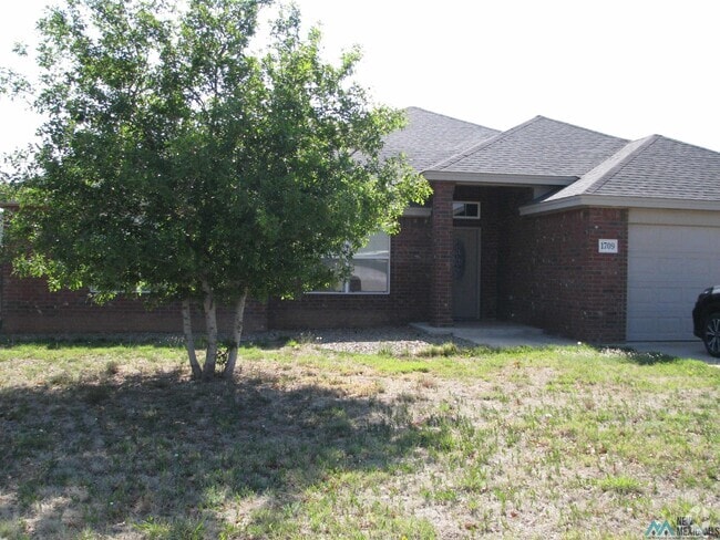 Building Photo - 1709 Simmons St Rental