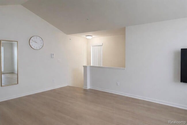 Photo - 51843 E Pointe Ln