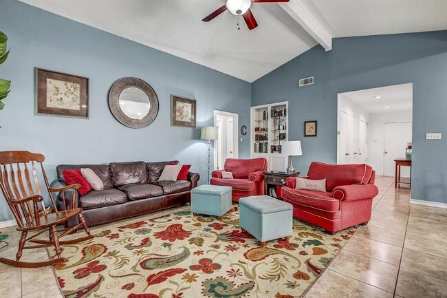 Photo - 1715 Foxfire Dr