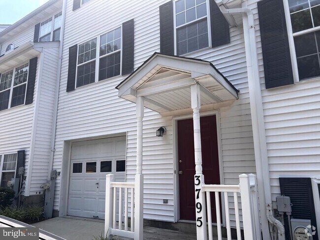 Building Photo - 3795 Harbor Rd Rental