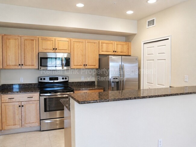 Photo - 13100 Bella Casa Cir Unit Apartment 340